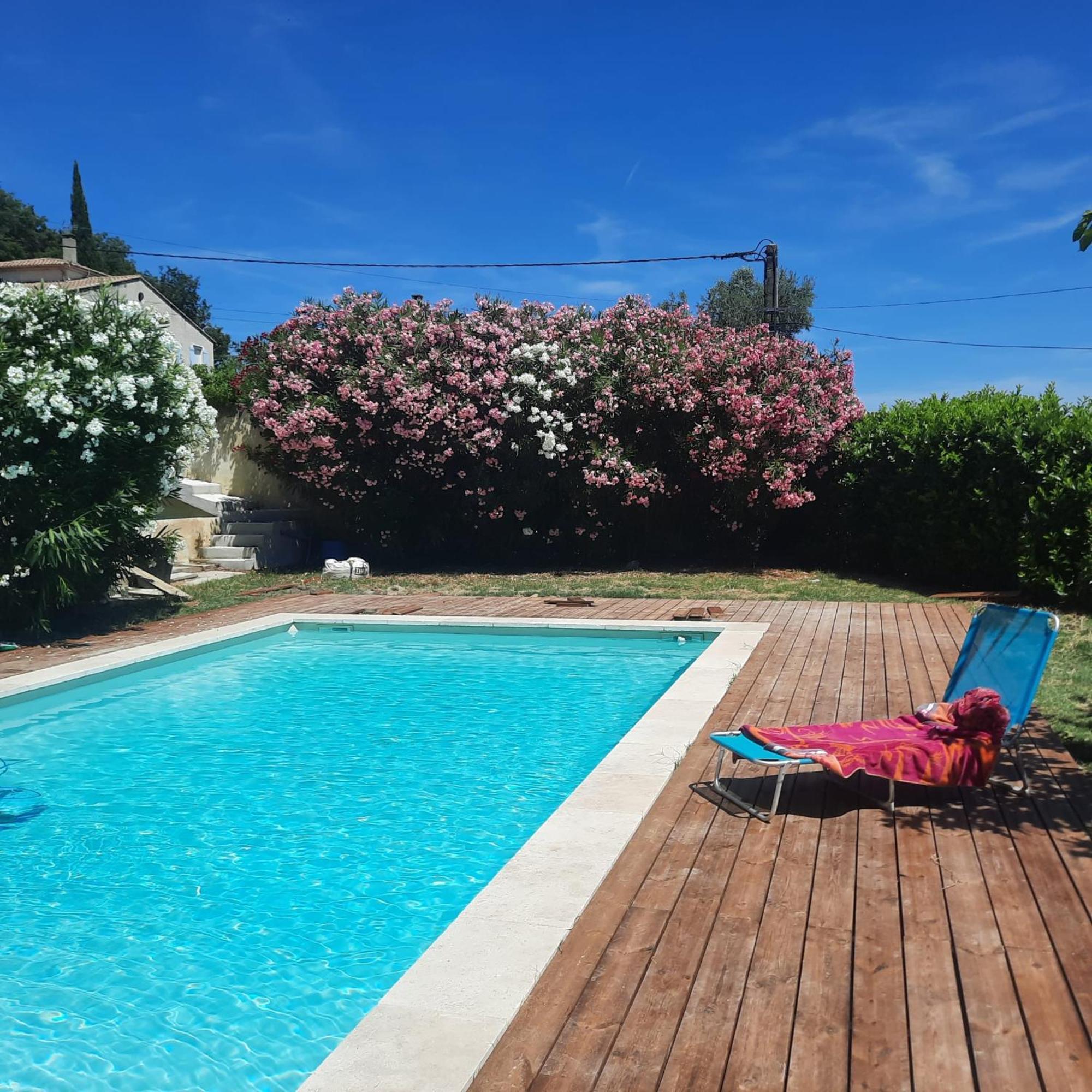 Au Fil De Soi Villa Saint-Julien-de-Peyrolas Ngoại thất bức ảnh