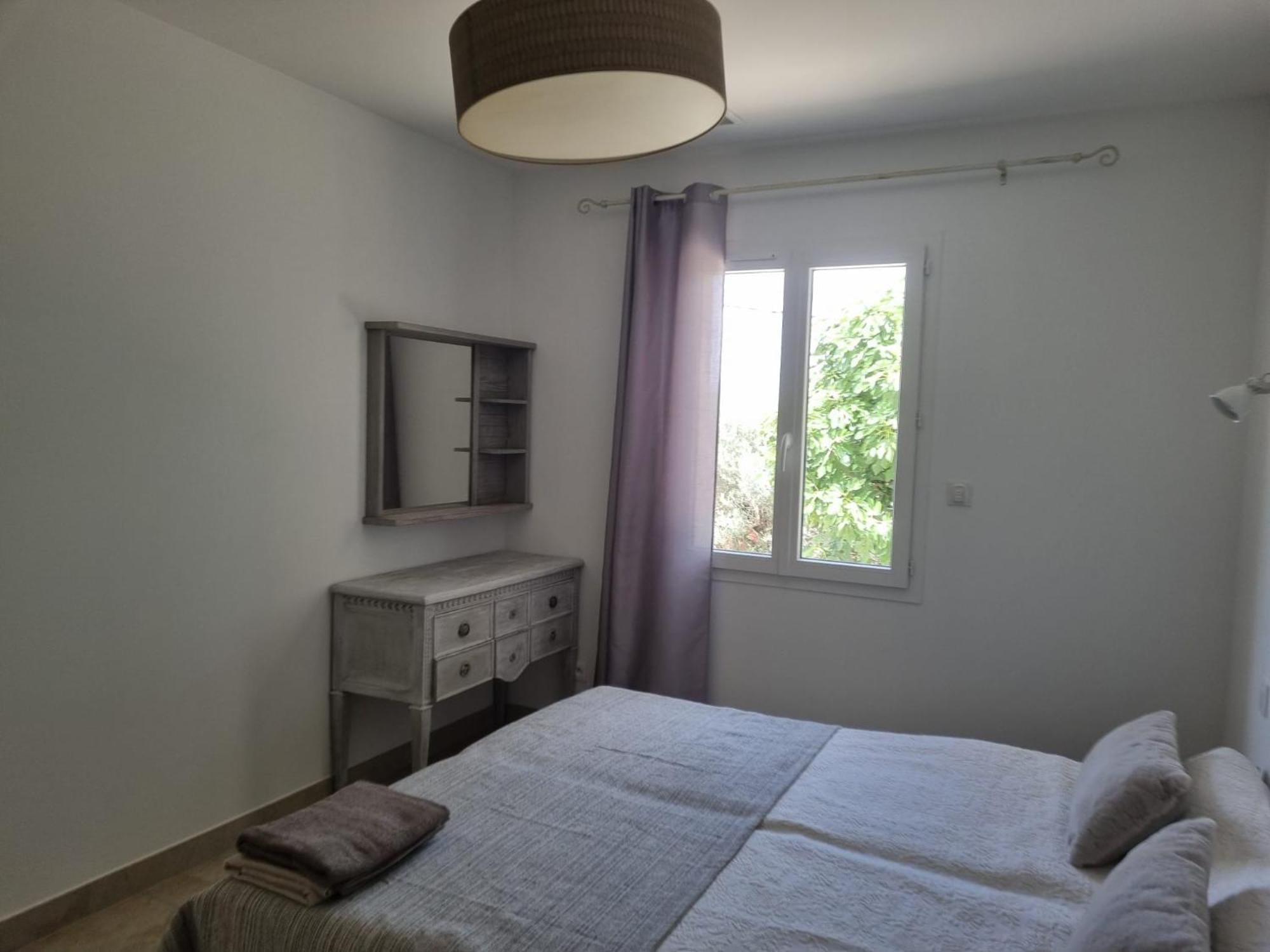 Au Fil De Soi Villa Saint-Julien-de-Peyrolas Phòng bức ảnh